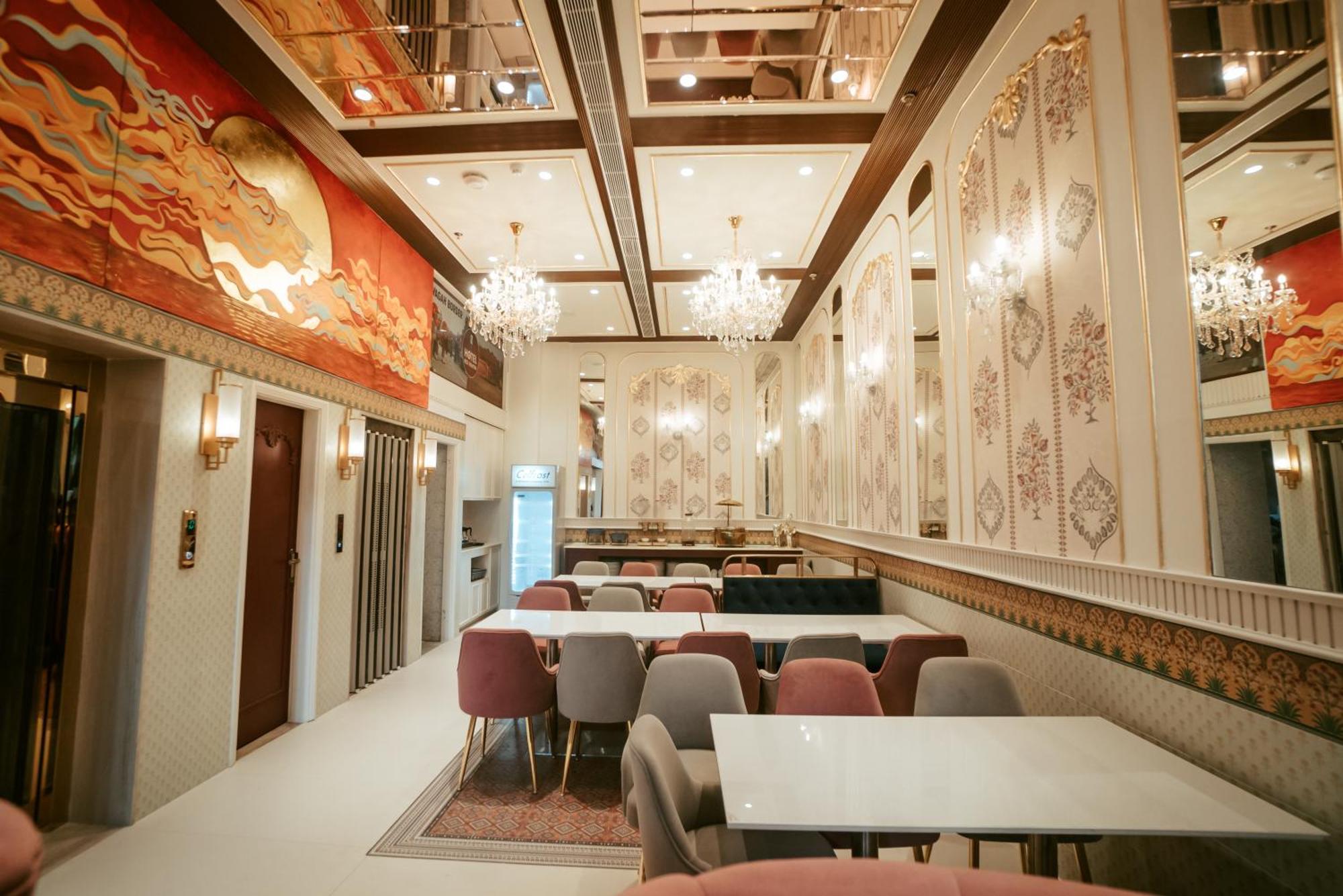 Hotel Stamps Red Martin By Eight Continents - 70 Steps From Golden Temple Amritsar Esterno foto